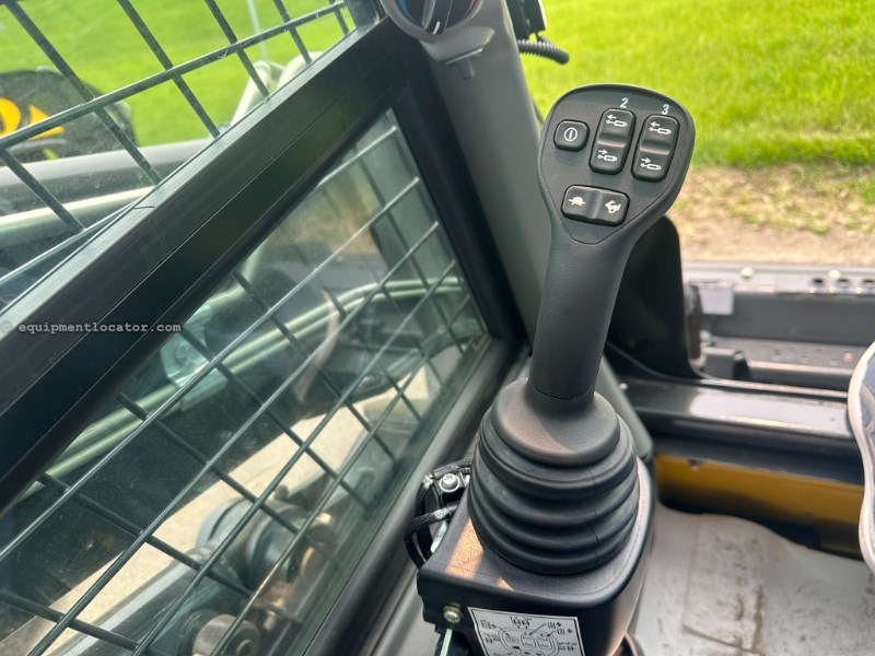 2024 New Holland C332 Image 15