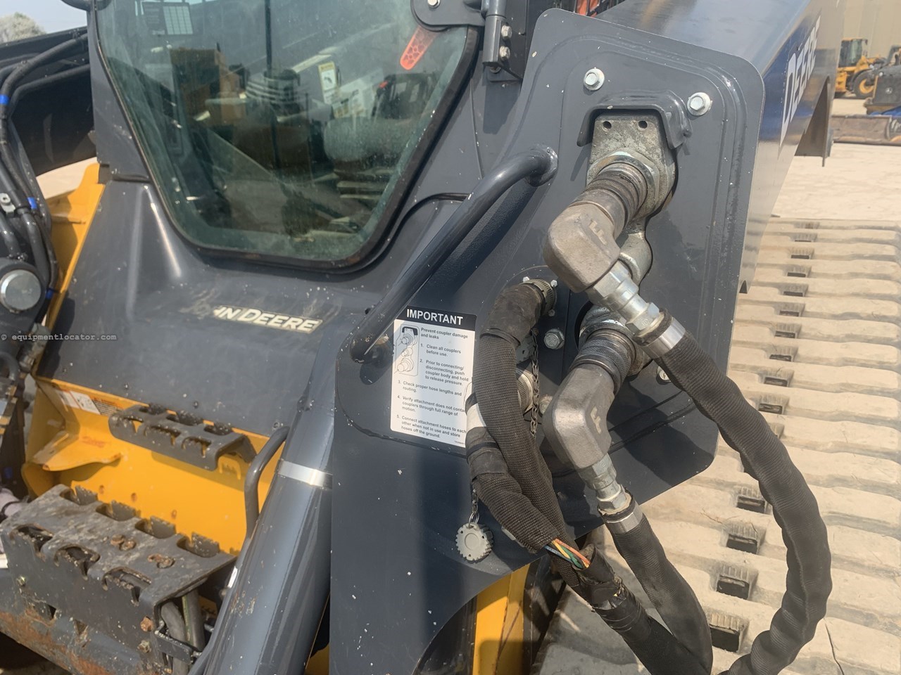 2023 John Deere 333G Image 13