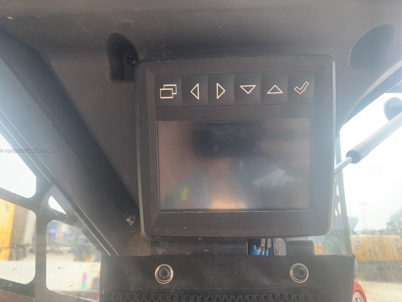 2023 John Deere 333G Image 23