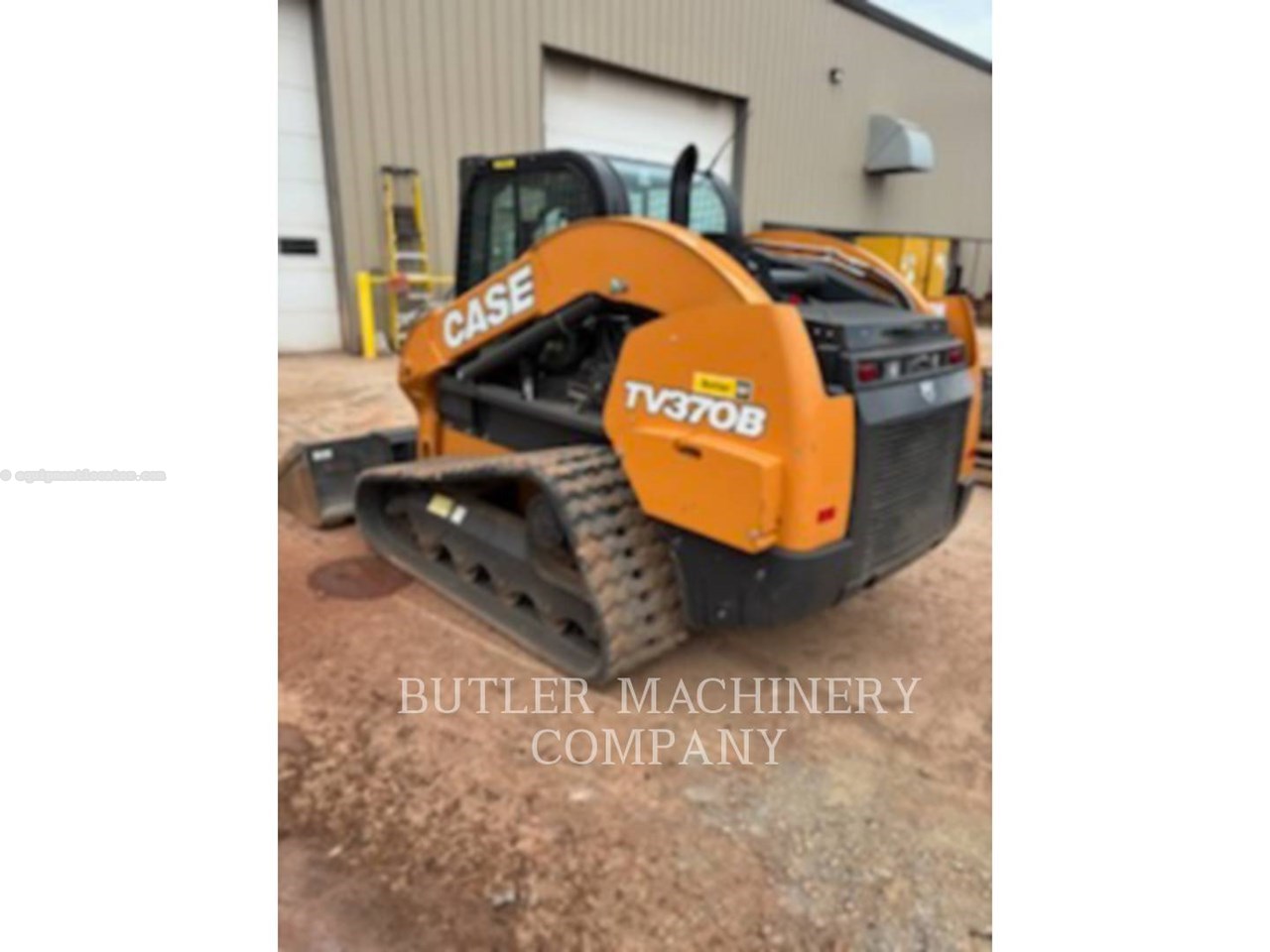 2023 Case TV370B Image 4