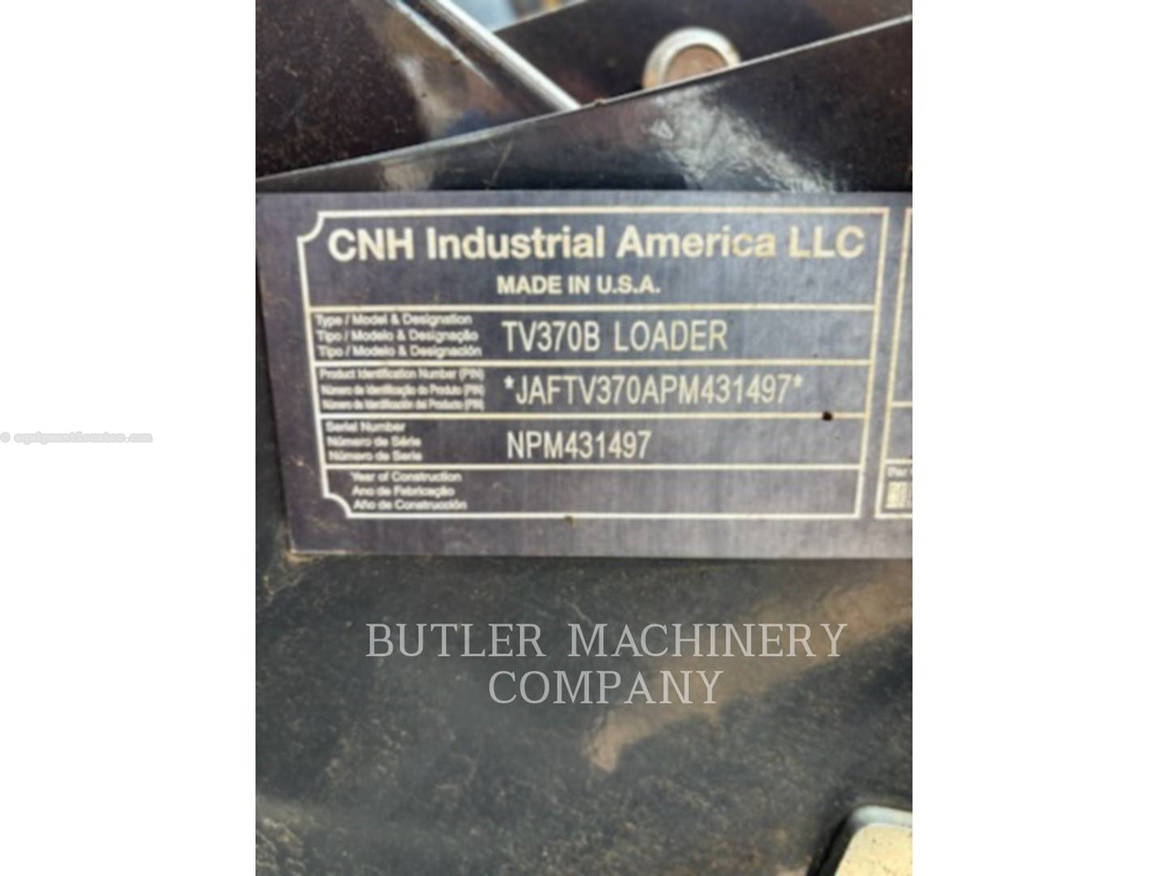 2023 Case TV370B Image 6