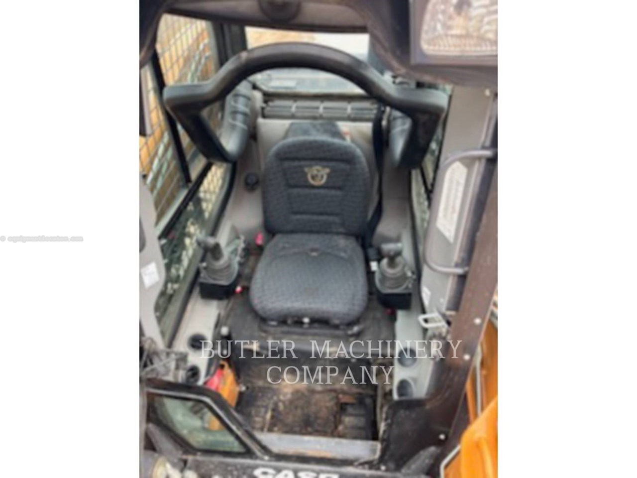 2023 Case TV370B Image 8