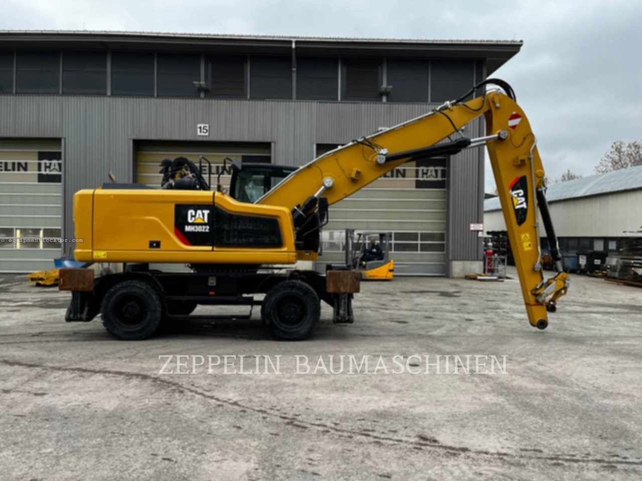 2020 Caterpillar MH3022-06C Image 5