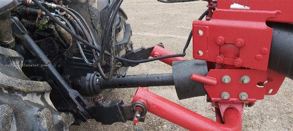 2017 New Holland H7230 Image 4