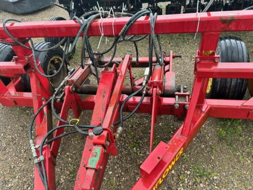 2000 Sunflower Hitch Image 6