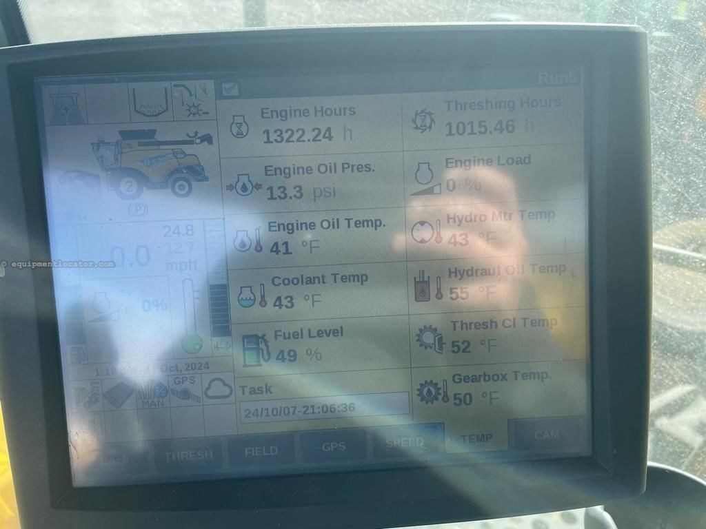 2022 New Holland CR8.90 Image 5