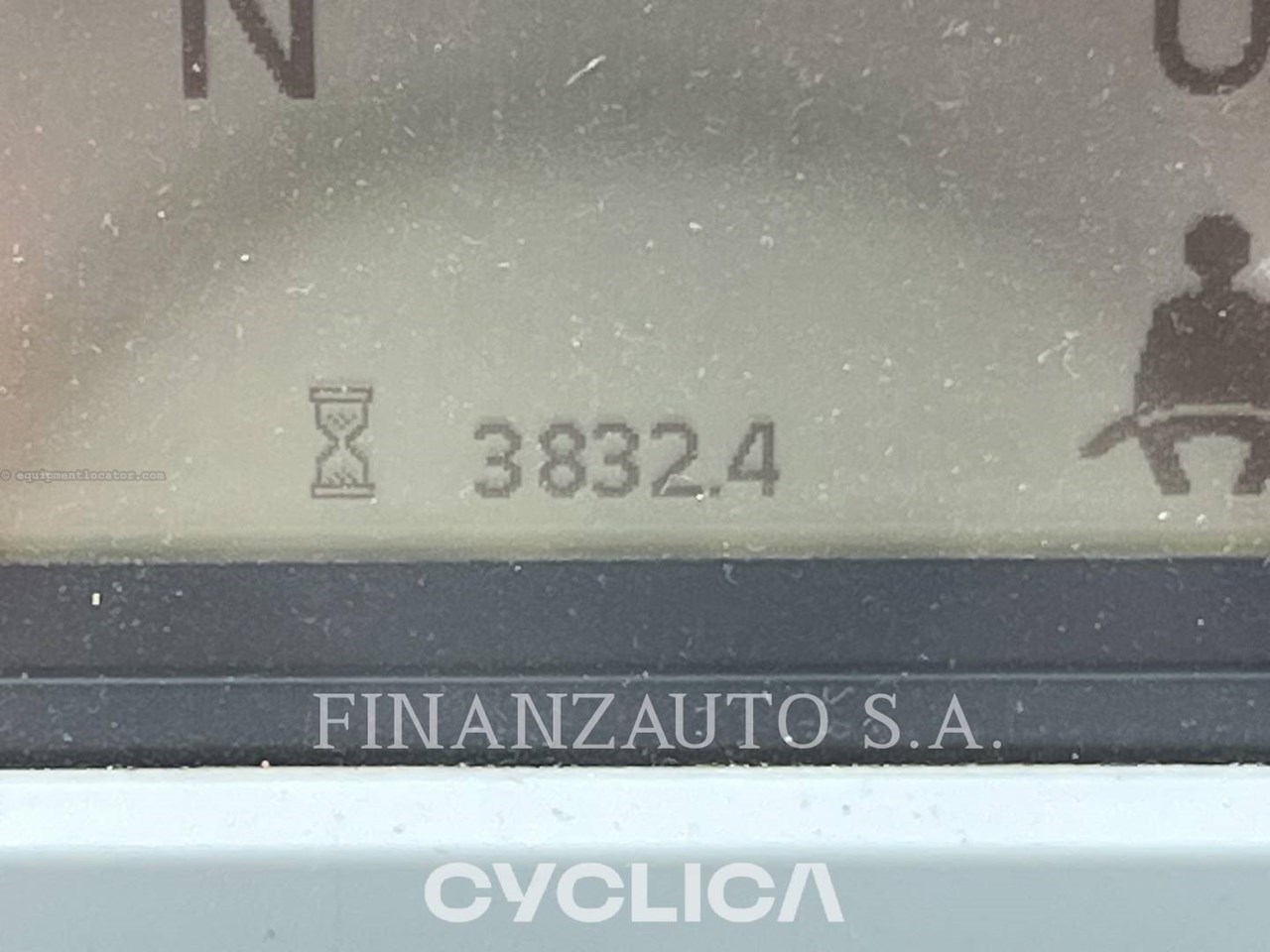 2021 Caterpillar 730 Image 8