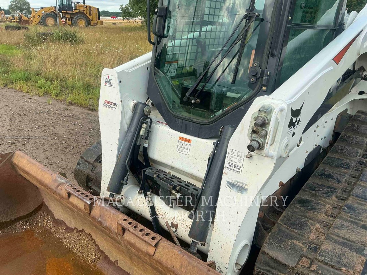 2017 Bobcat T870 Image 21