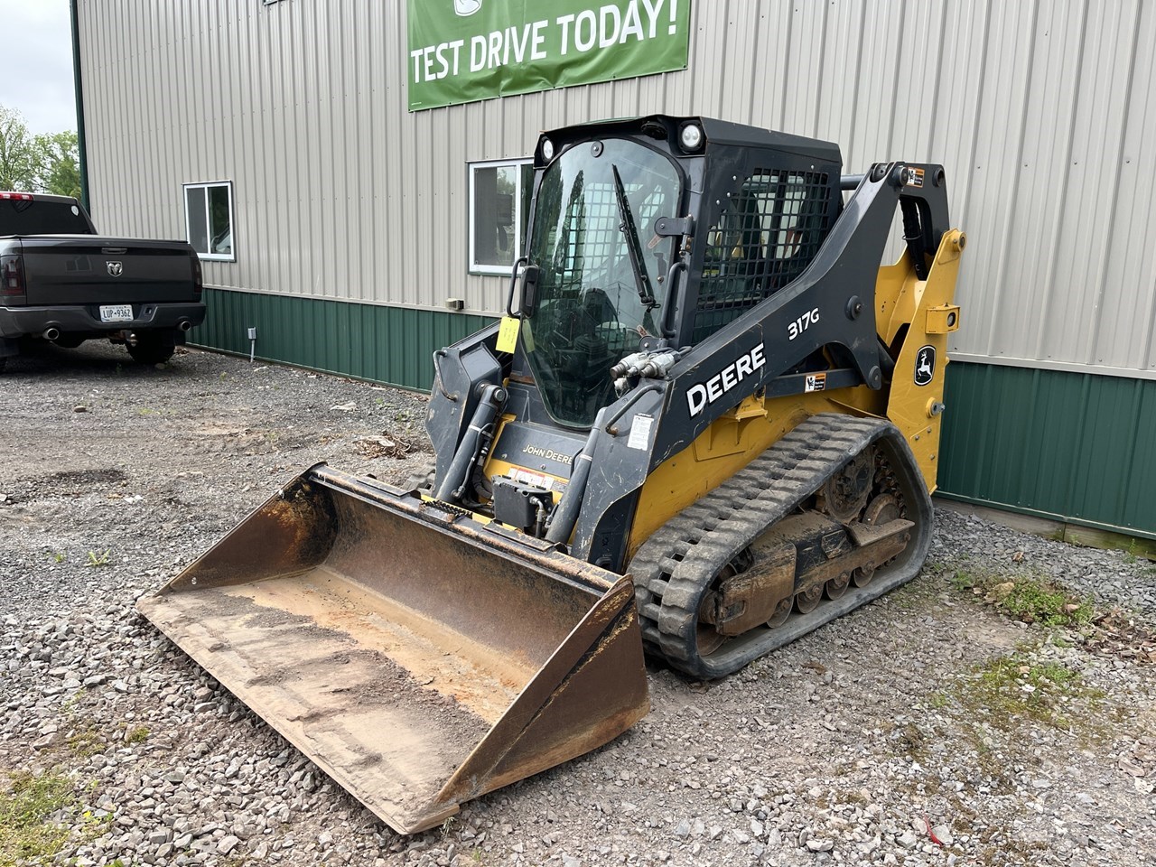 2021 John Deere 317G Image 3