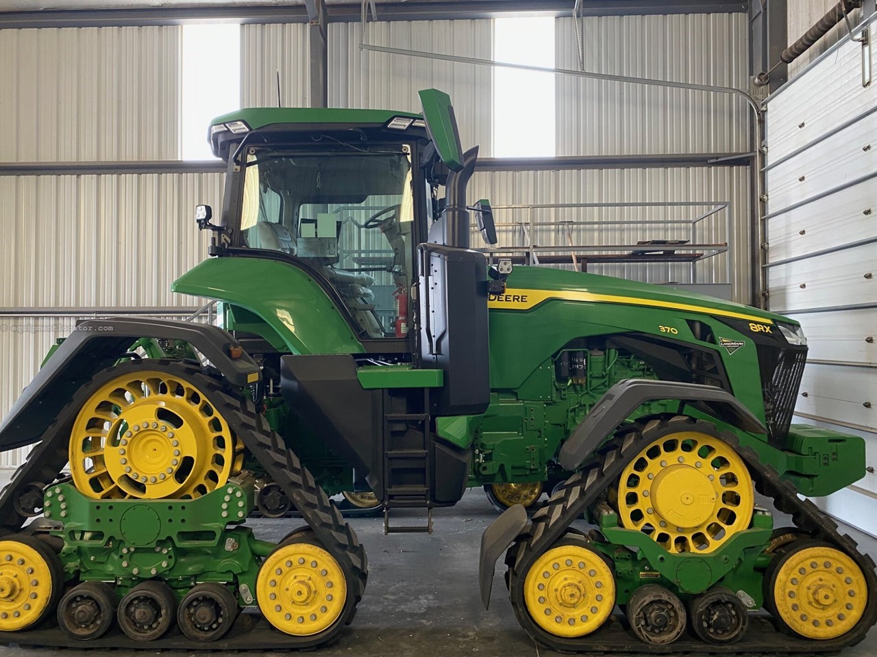 2024 John Deere 8RX 370 Image 2
