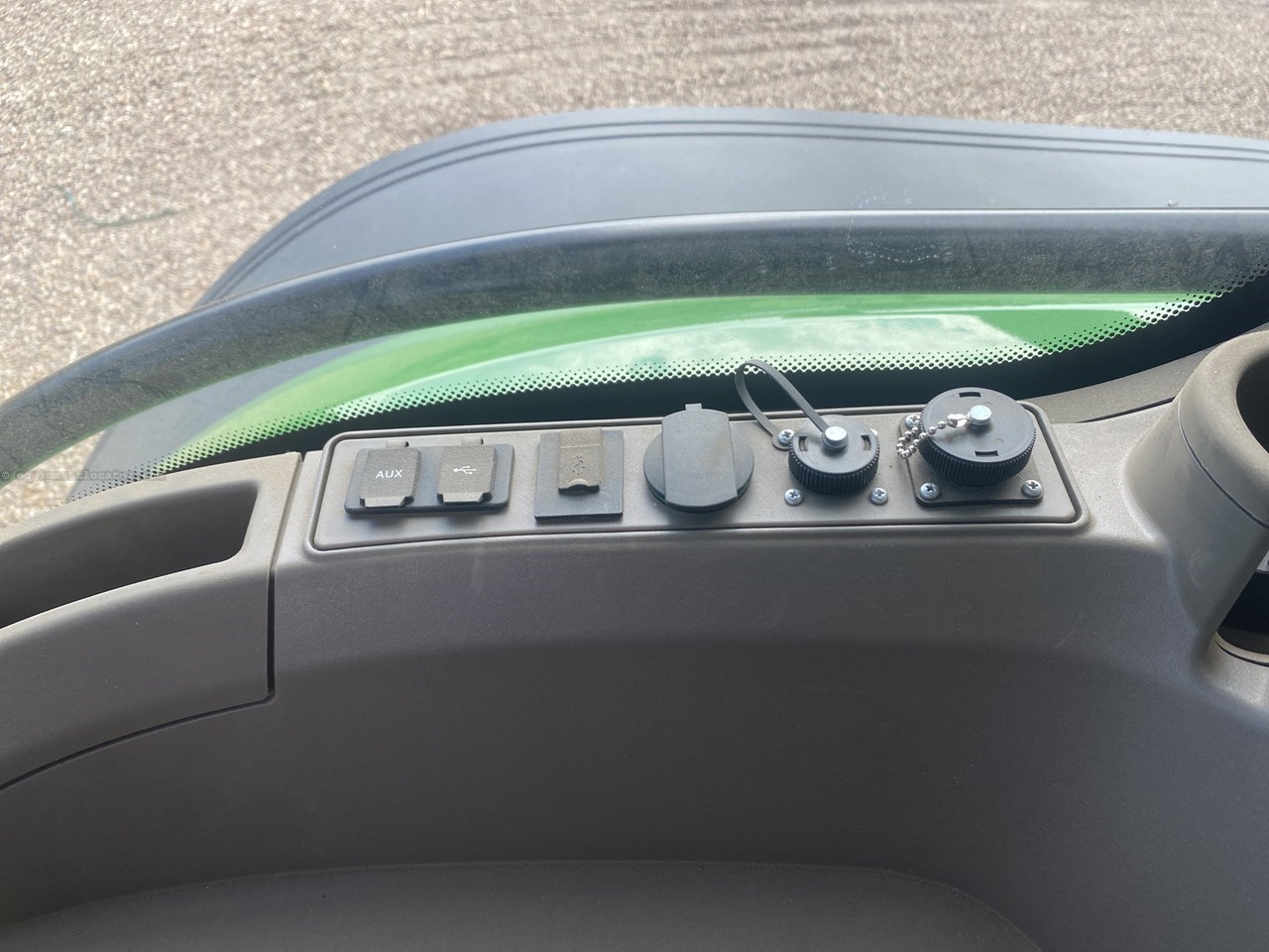 2024 John Deere 8R 410 Image 12