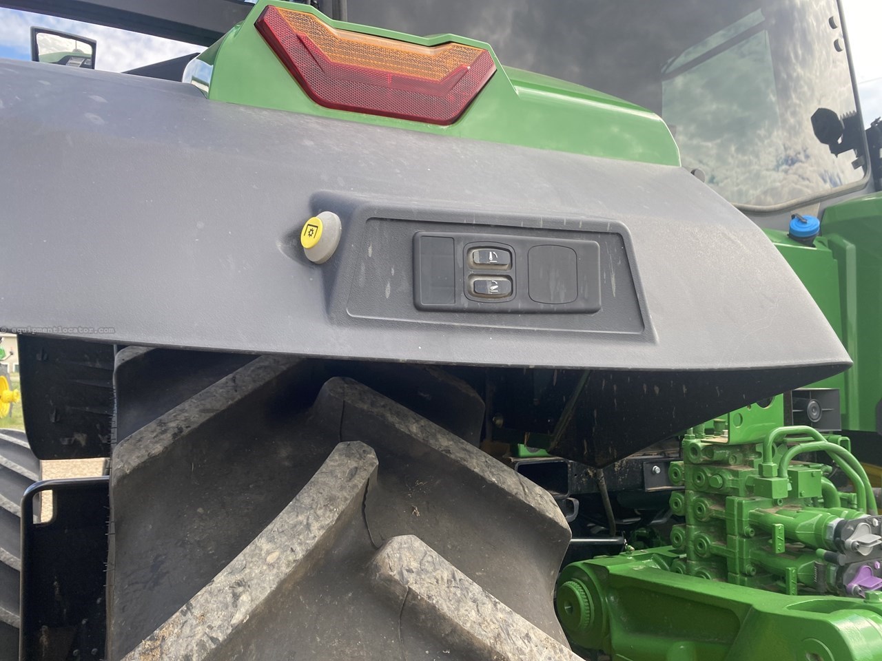 2024 John Deere 8R 410 Image 16