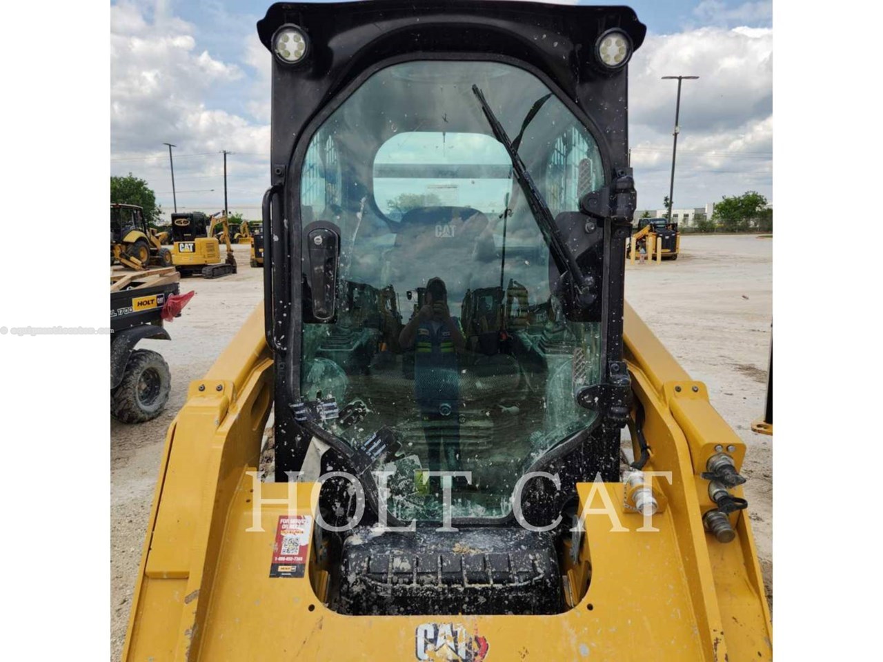 2023 Caterpillar 259D CAB Image 9