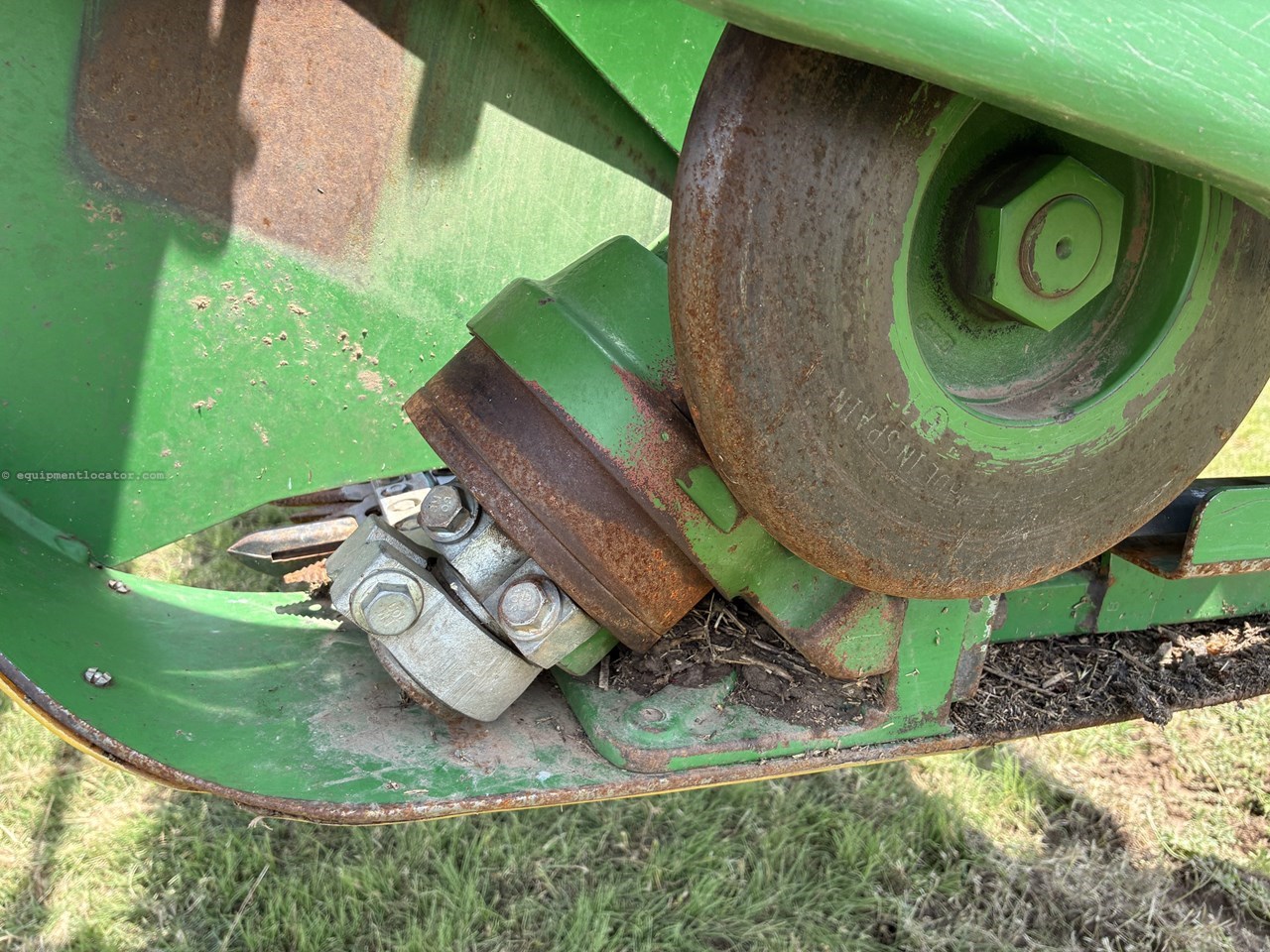 2010 John Deere 635F Image 11