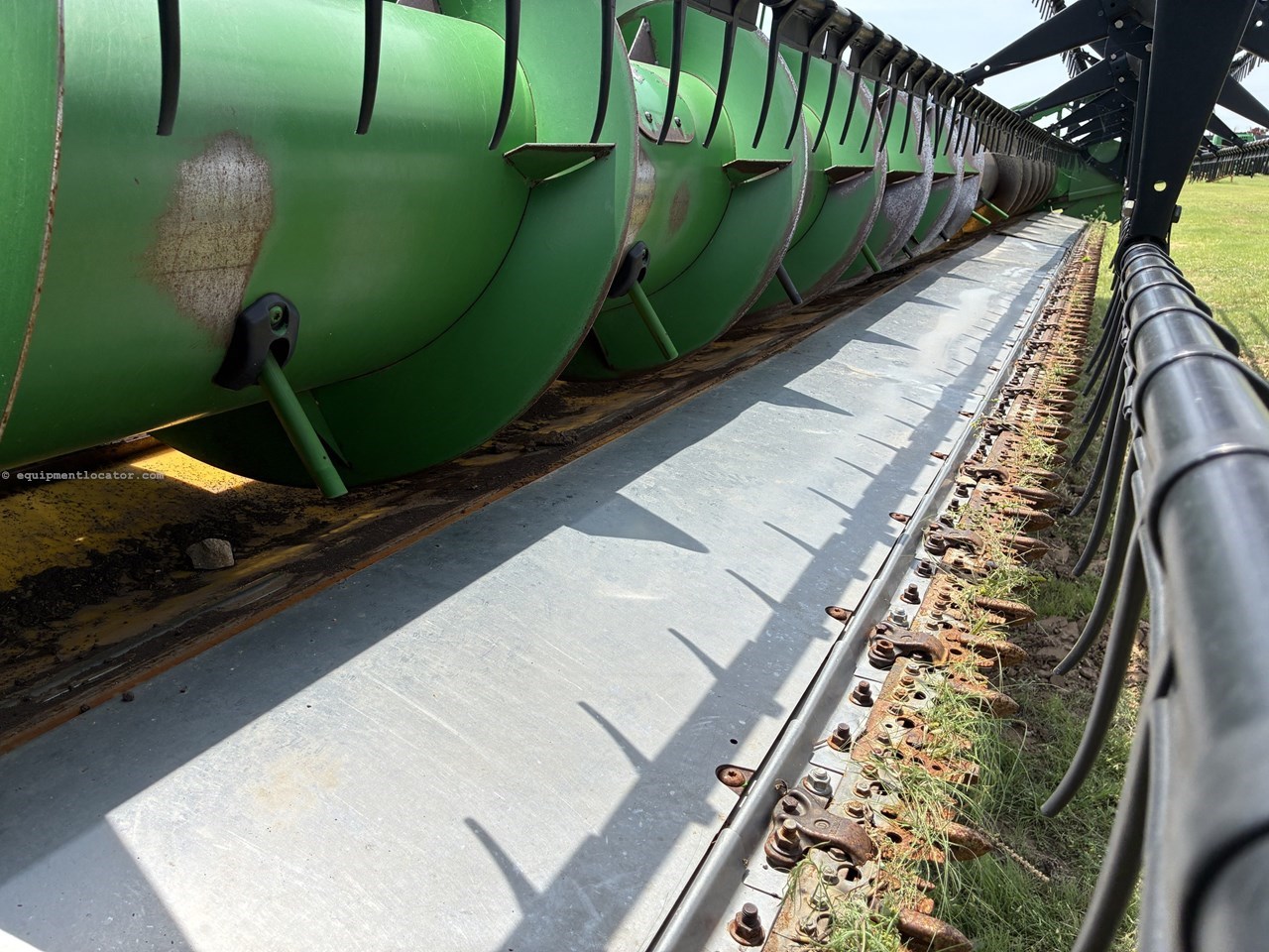 2010 John Deere 635F Image 22