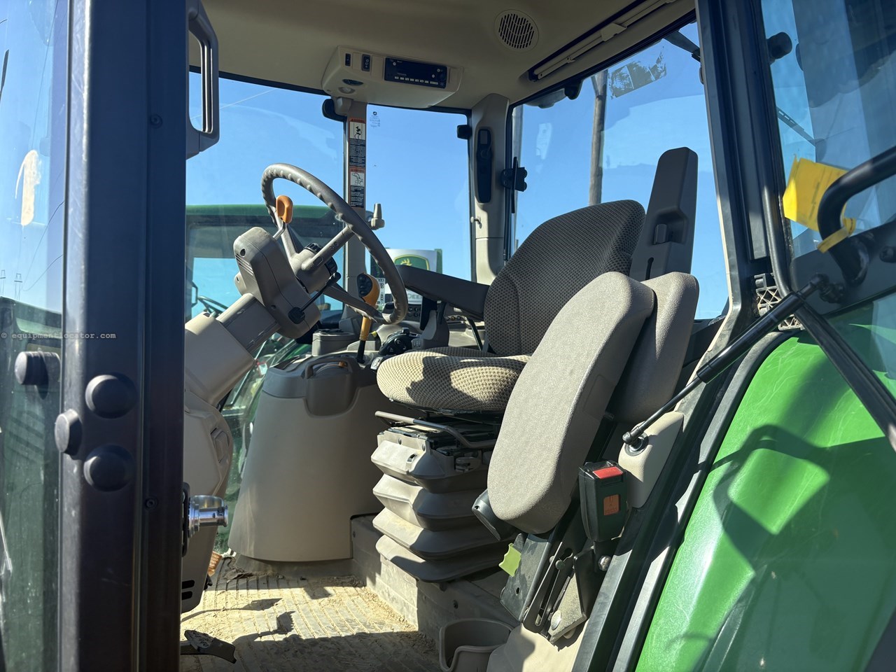 2023 John Deere 6145M Image 10