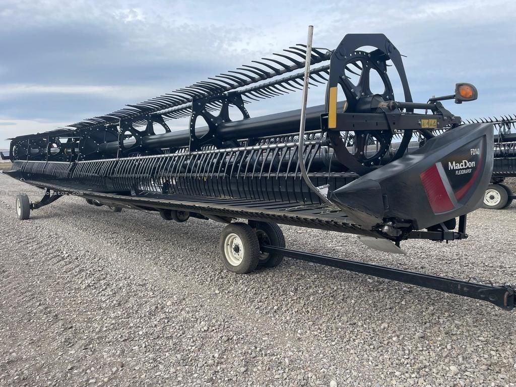 2021 MacDon FD140 Image 4