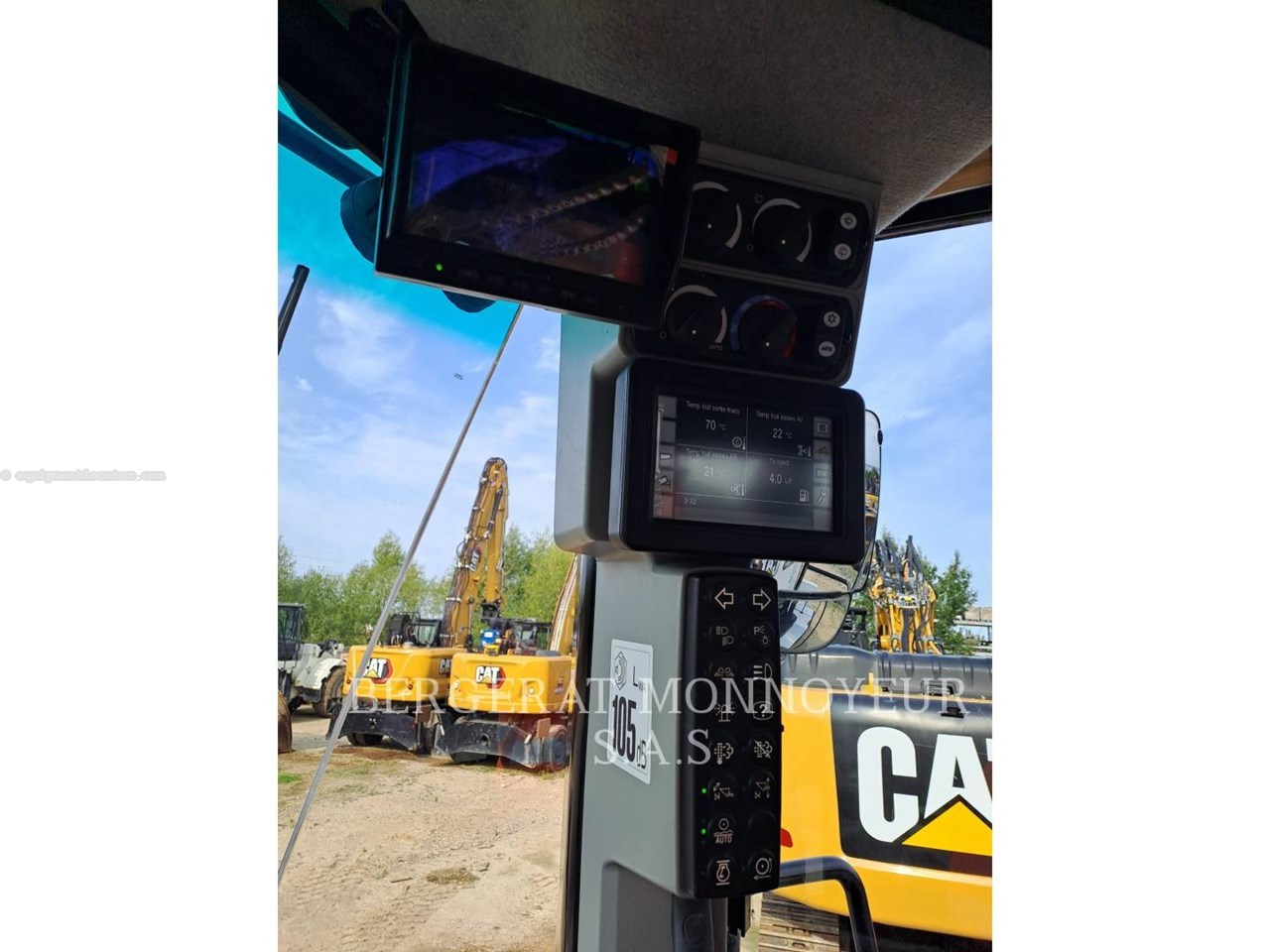 2021 Caterpillar 972M XE Image 14
