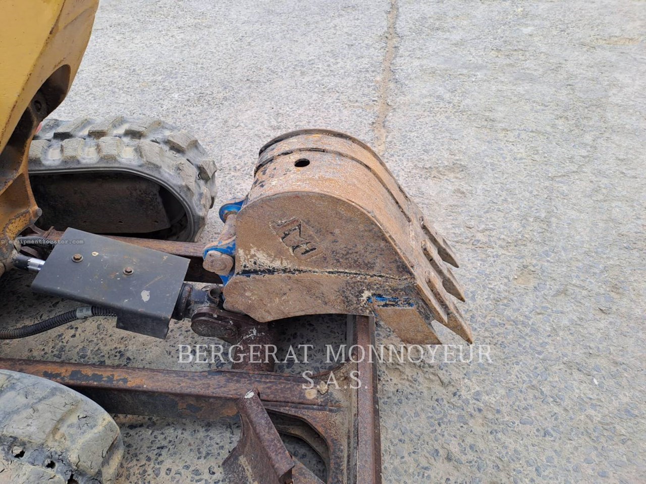 2021 Caterpillar 301.8 Image 8