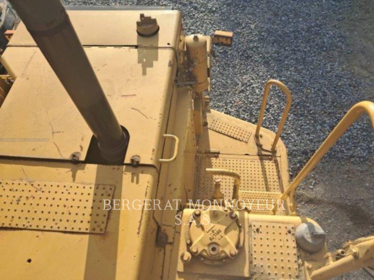 1997 Caterpillar 621F Image 10