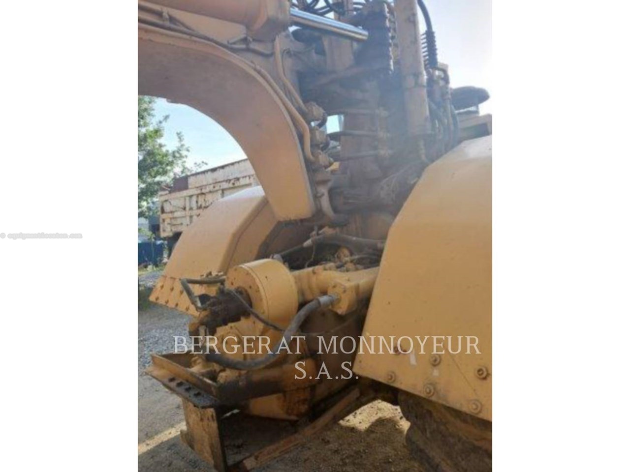 1997 Caterpillar 621F Image 18