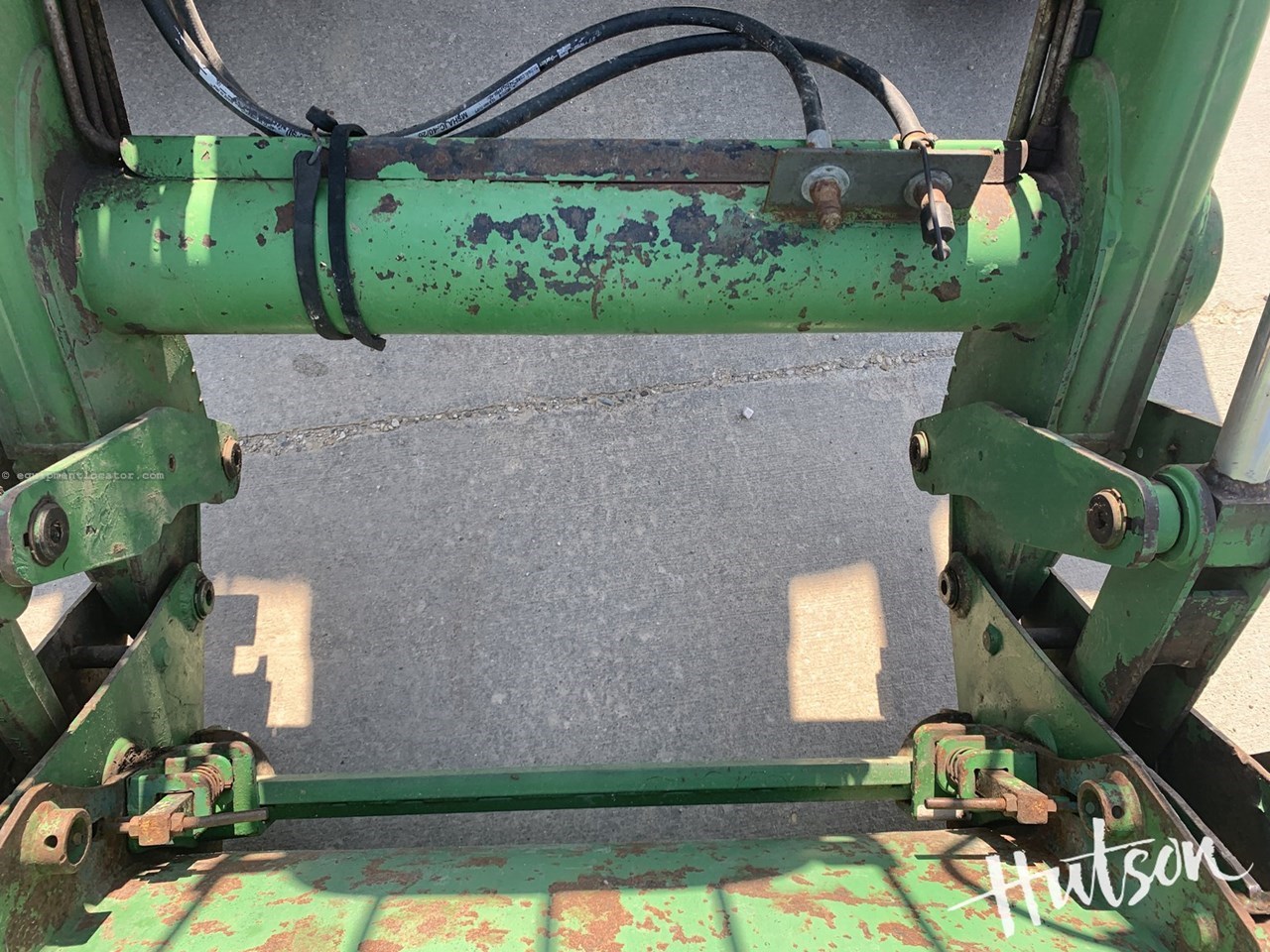 2011 John Deere 7230 Premium Image 11