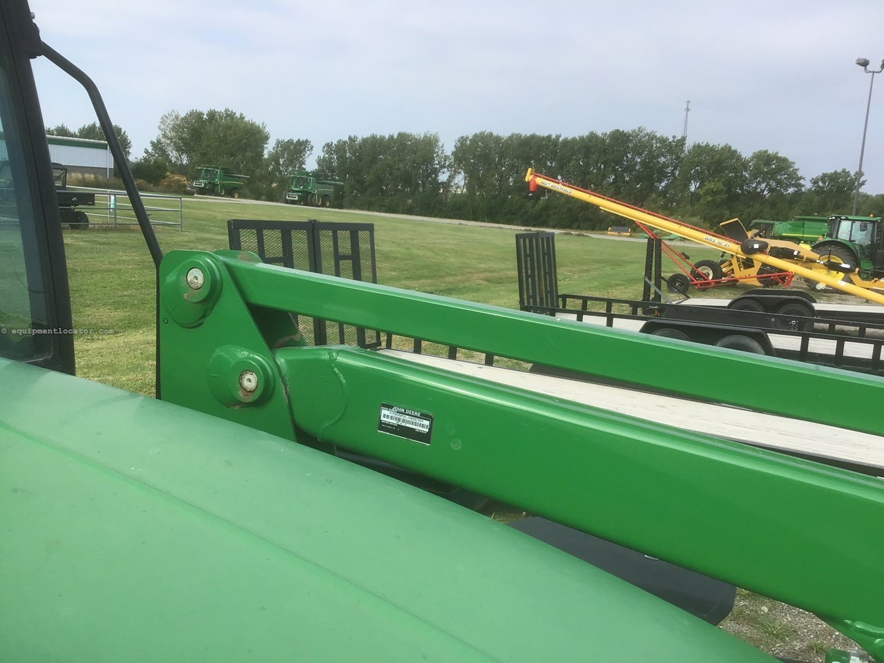 2019 John Deere 5100M Image 14