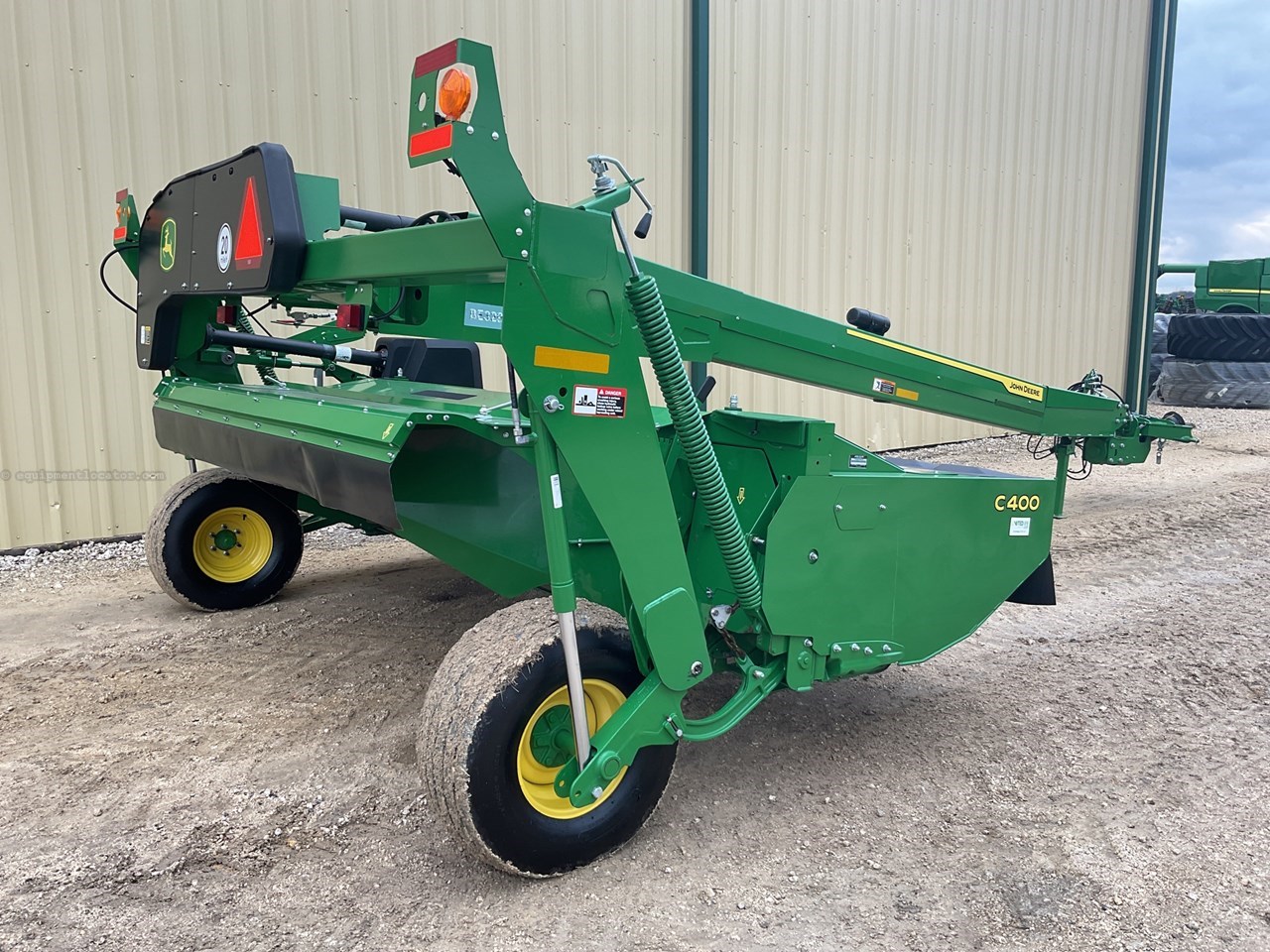 2024 John Deere C400 Image 6