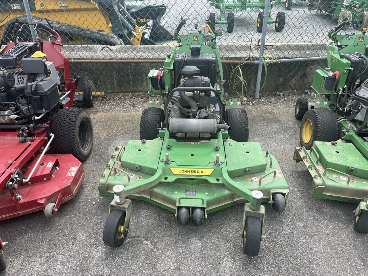 2023 John Deere W52R Image 2