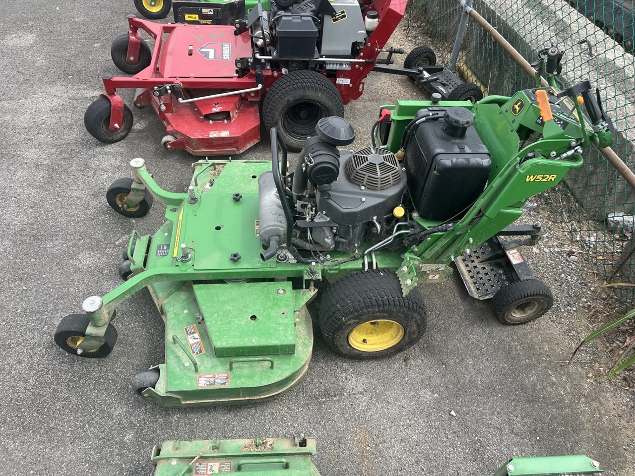 2023 John Deere W52R Image 5
