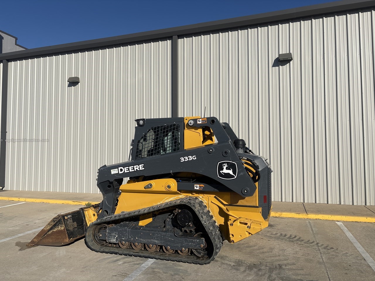 2023 John Deere 333G Image 5