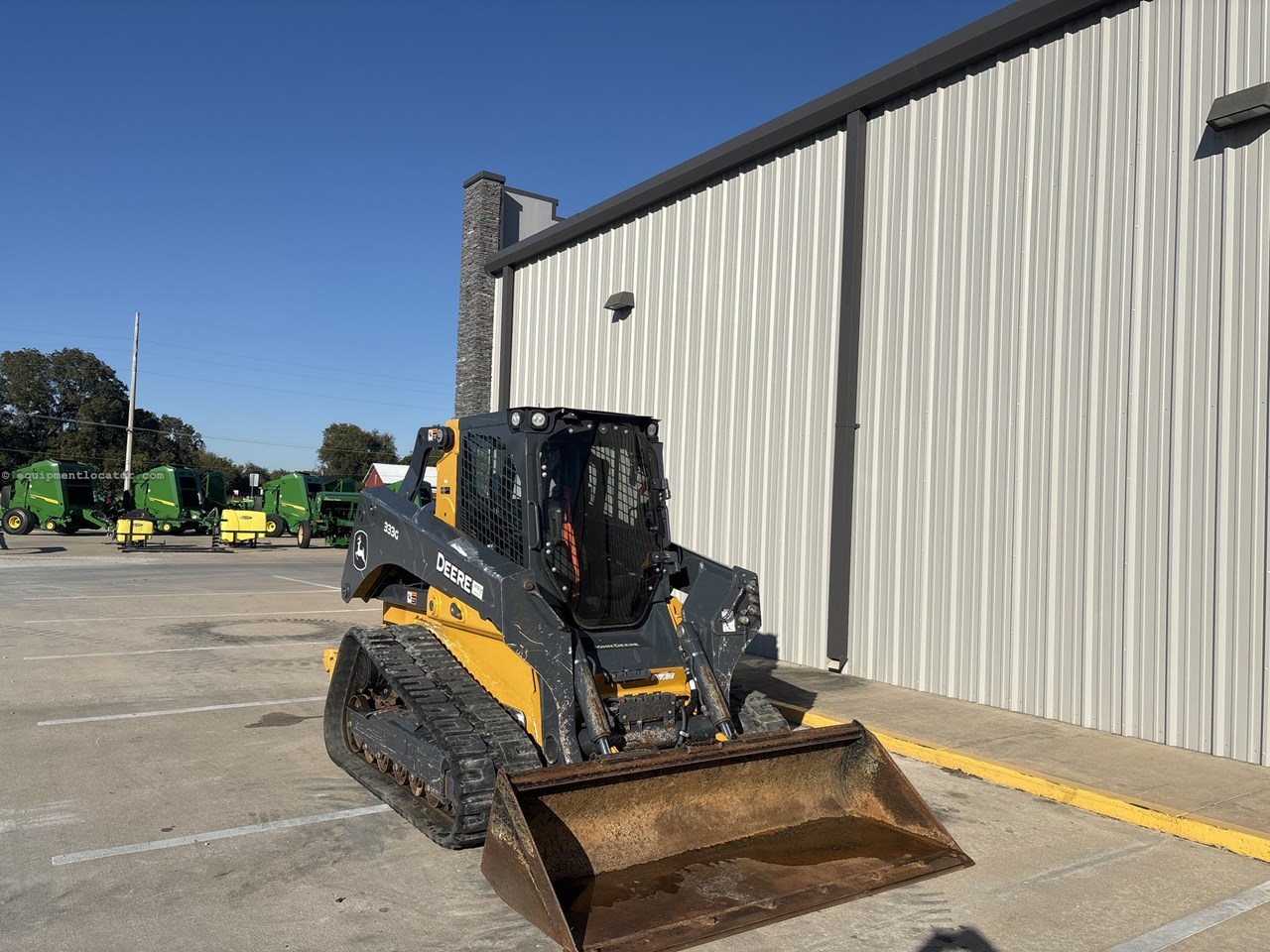 2023 John Deere 333G Image 10