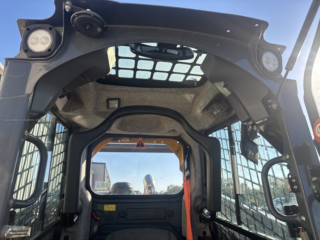 2023 John Deere 333G Image 18