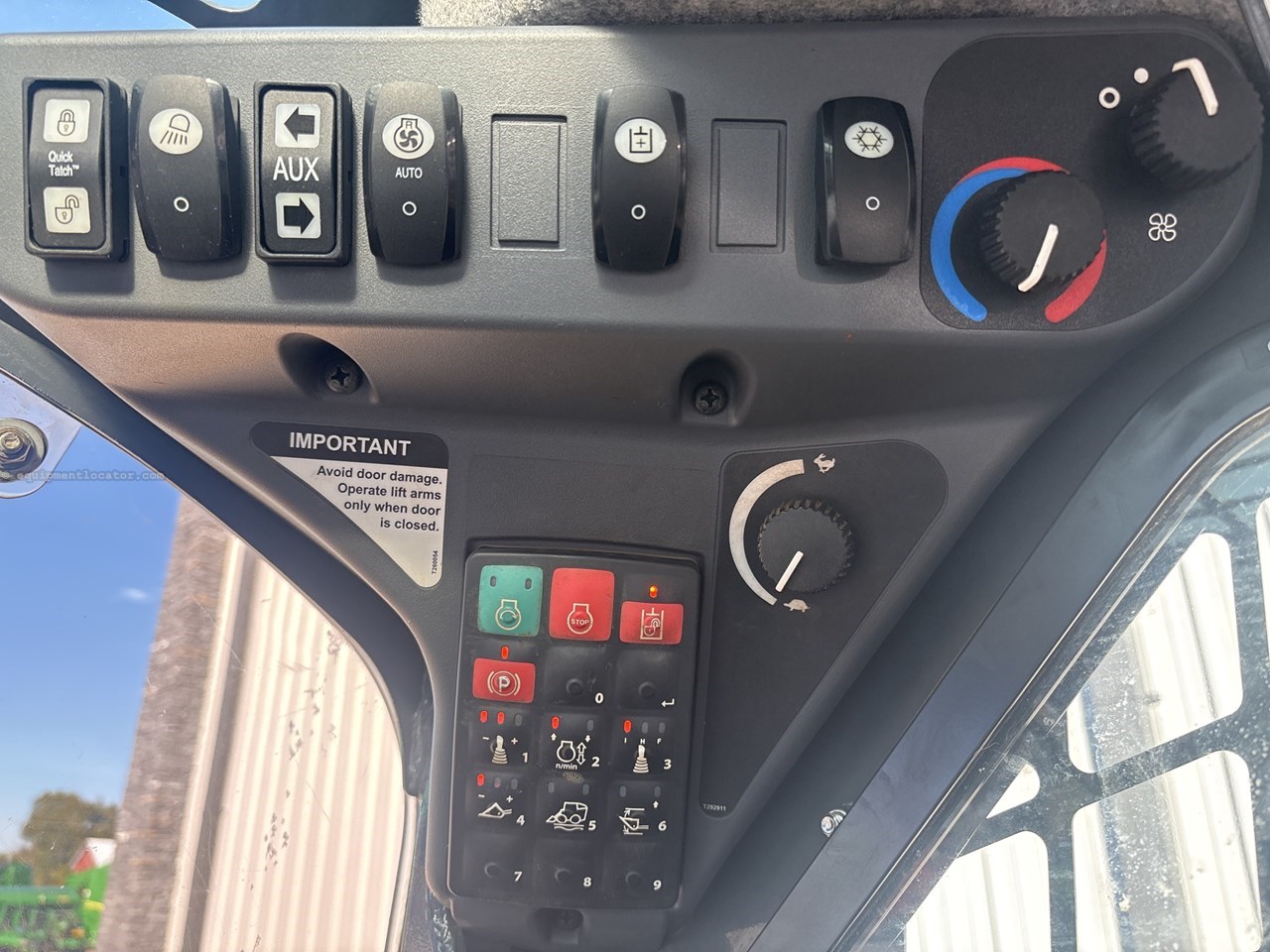 2023 John Deere 333G Image 21