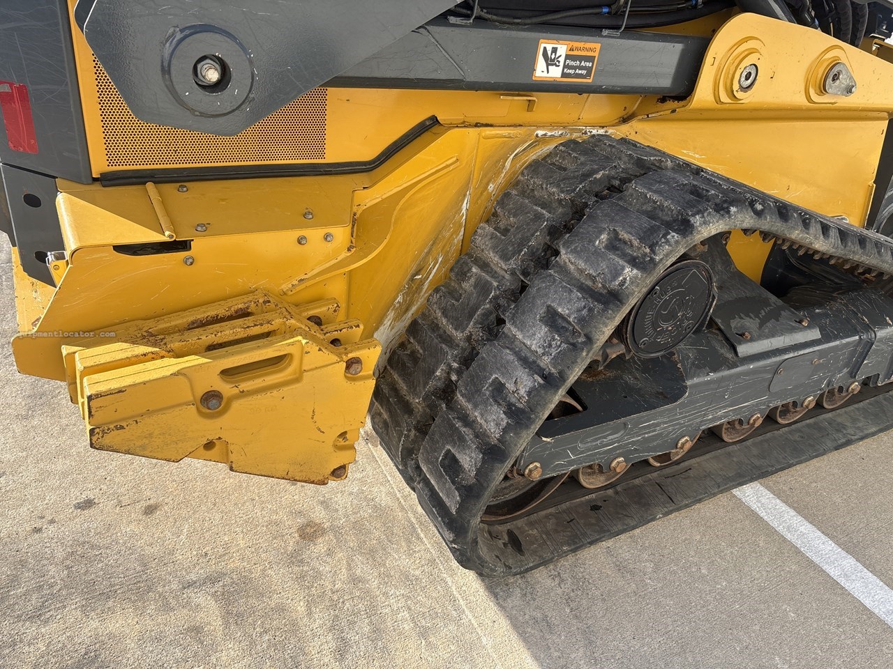 2023 John Deere 333G Image 28