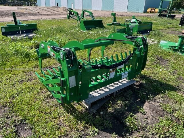 2022 Frontier AR10E-66 Rock Bucket Image 2