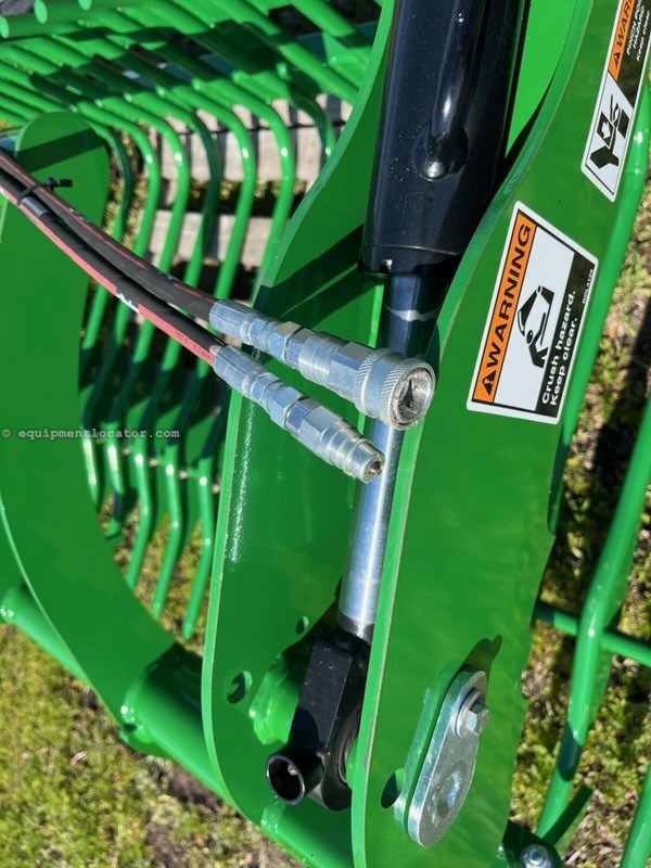 2022 Frontier AR10E-66 Rock Bucket Image 5