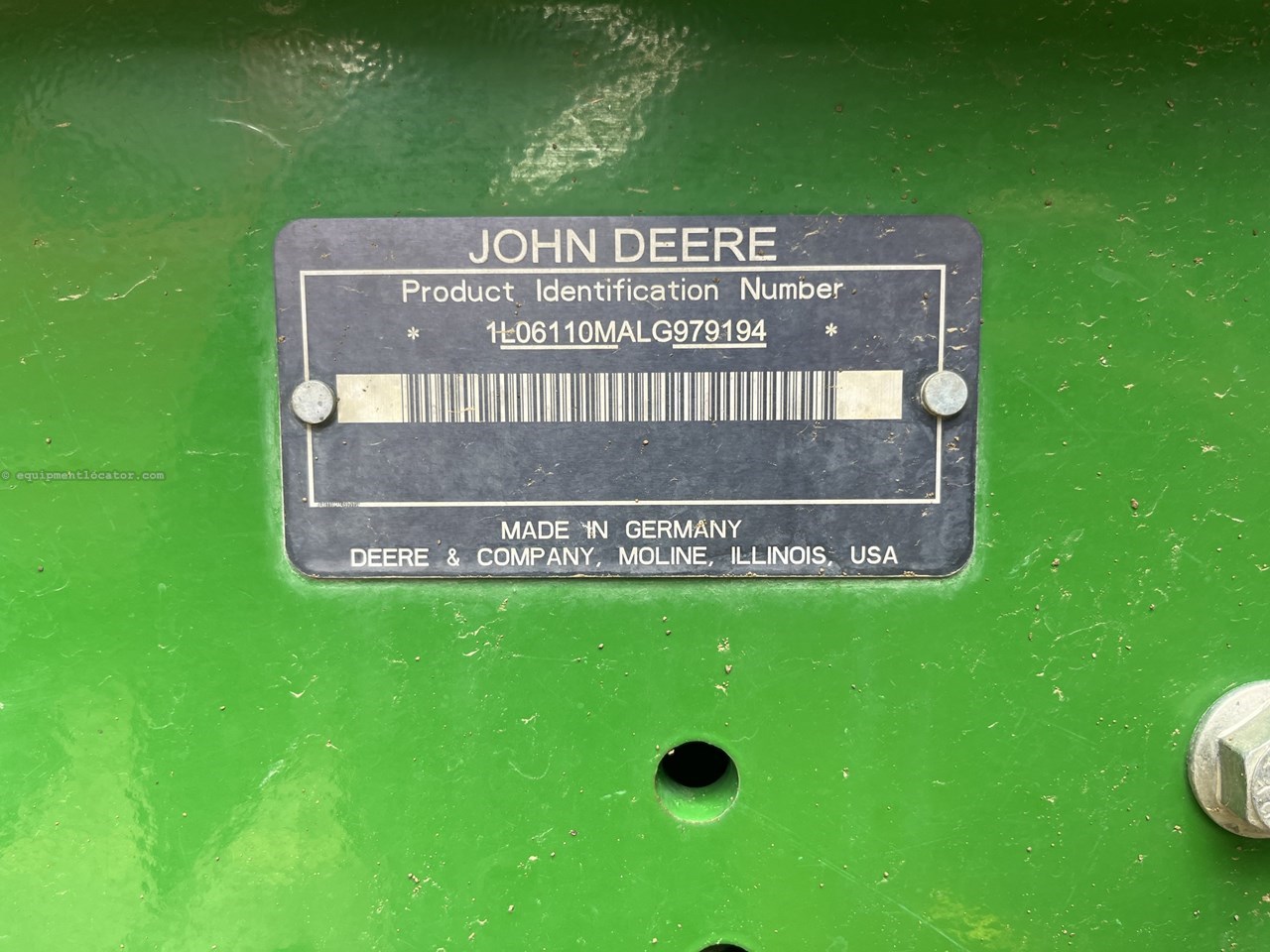 2021 John Deere 6110M Image 8