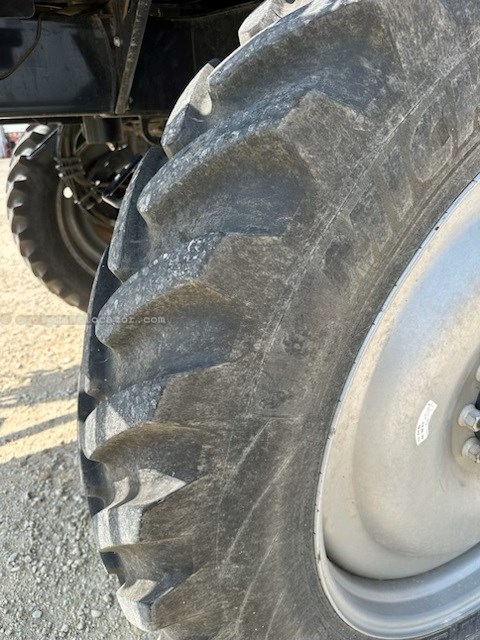 2021 Case IH 3340 Image 8