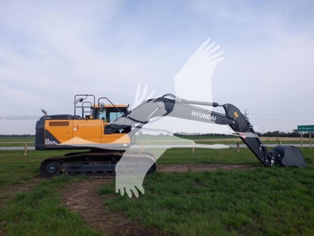 2025 Hyundai HX220AL Image 2