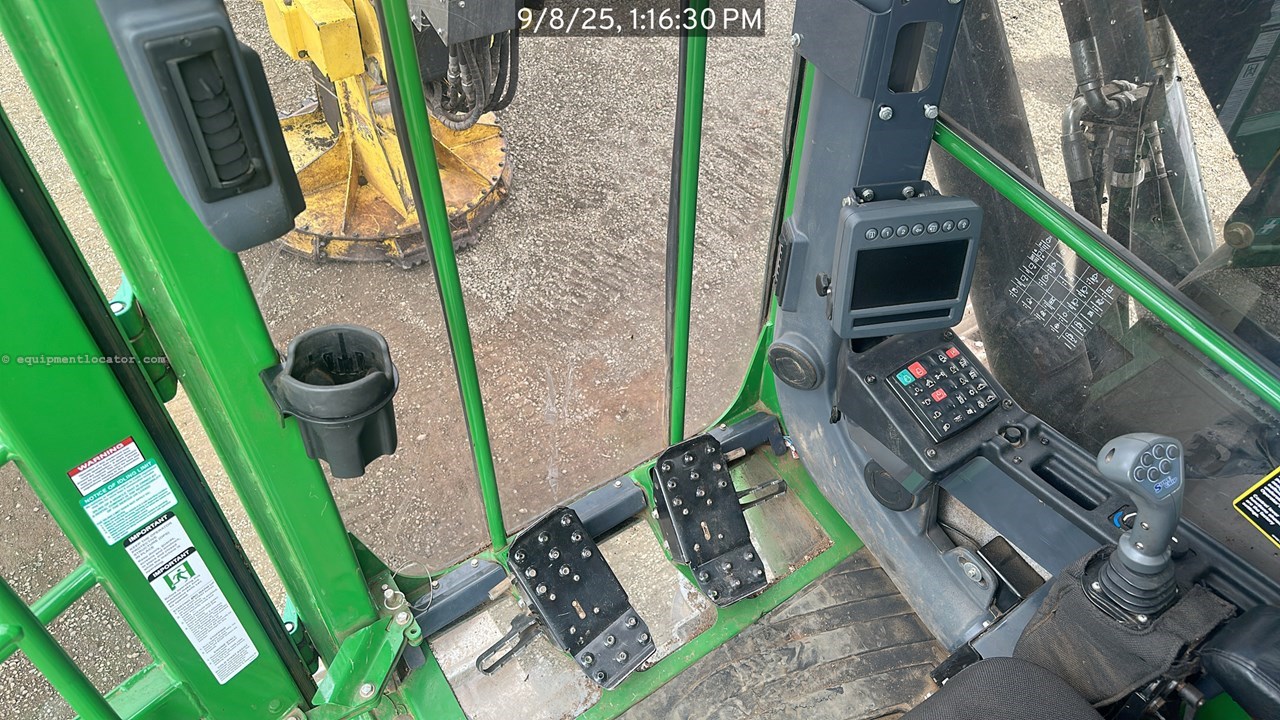 2022 John Deere 959M Image 11