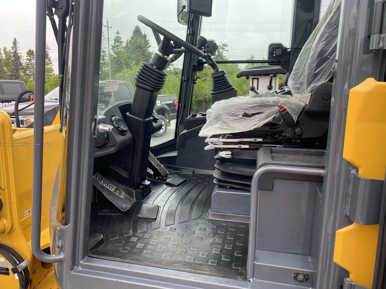 2024 John Deere 244 P Image 10