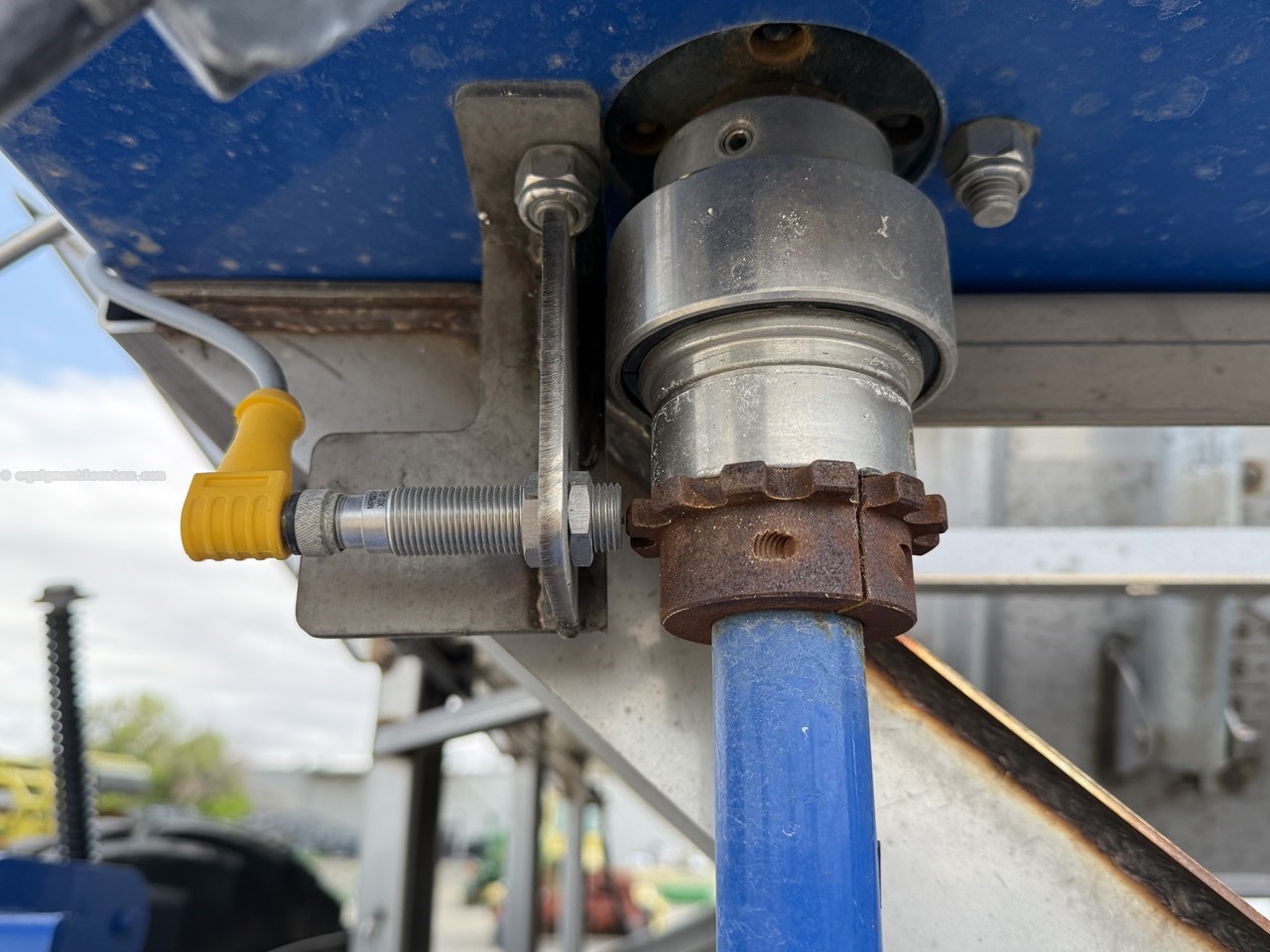 2025 Other ROW CROP 10 TON FERTILIZER SPREADER Image 2