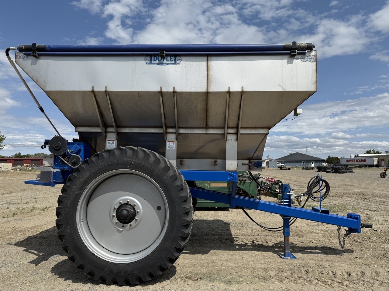 2025 Other ROW CROP 10 TON FERTILIZER SPREADER Image 20