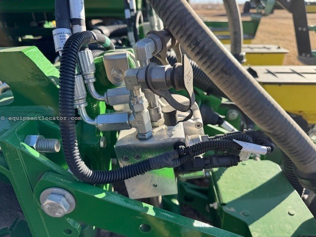 2023 John Deere DB60 Image 36