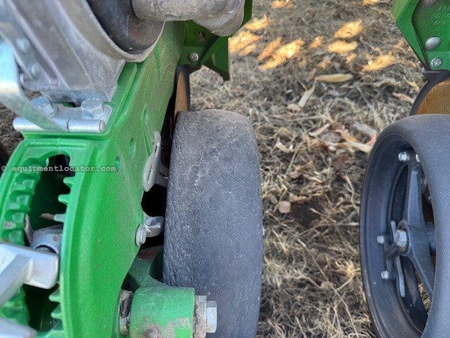 2023 John Deere DB60 Image 41