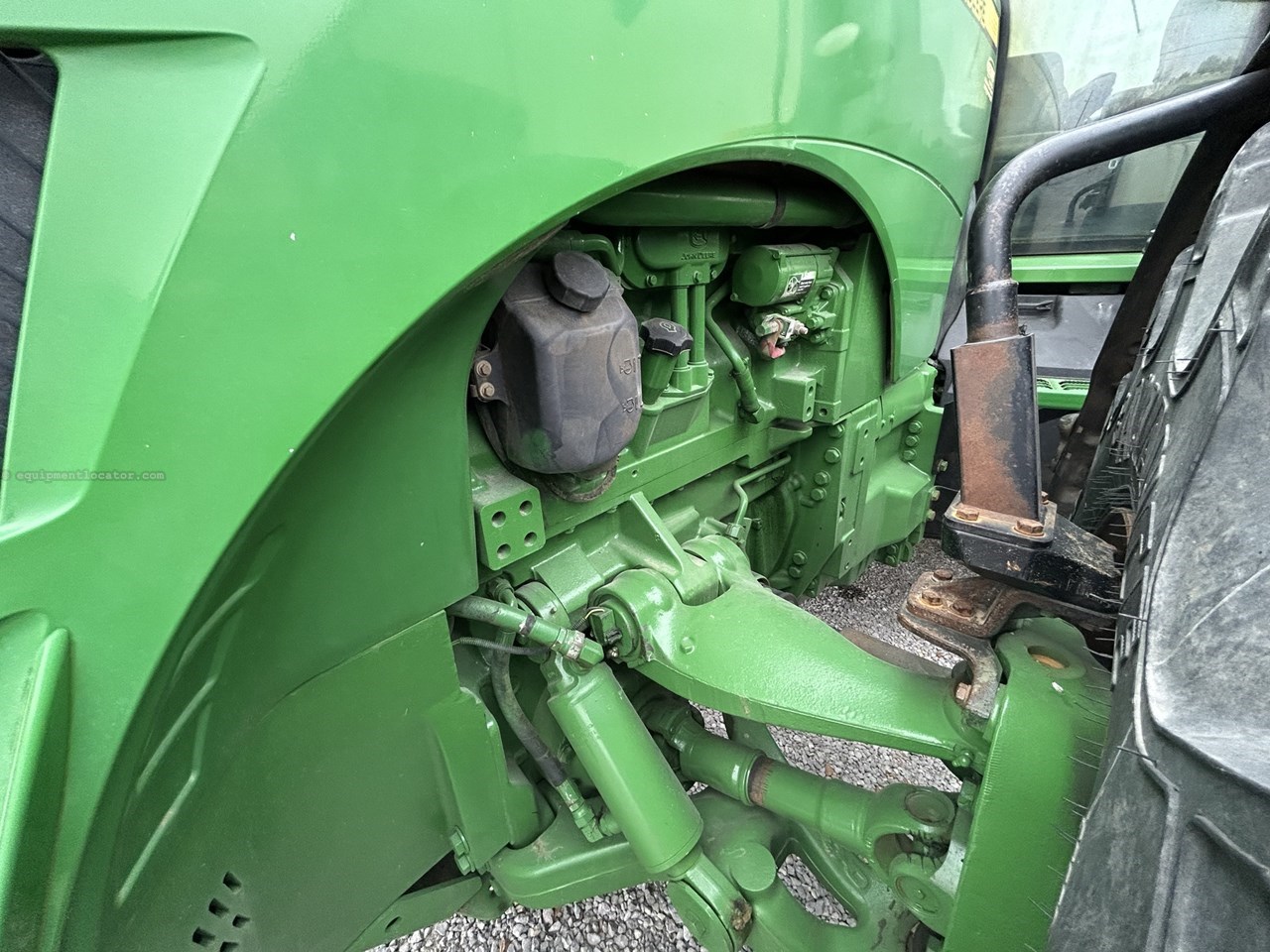 2010 John Deere 8345R Image 32