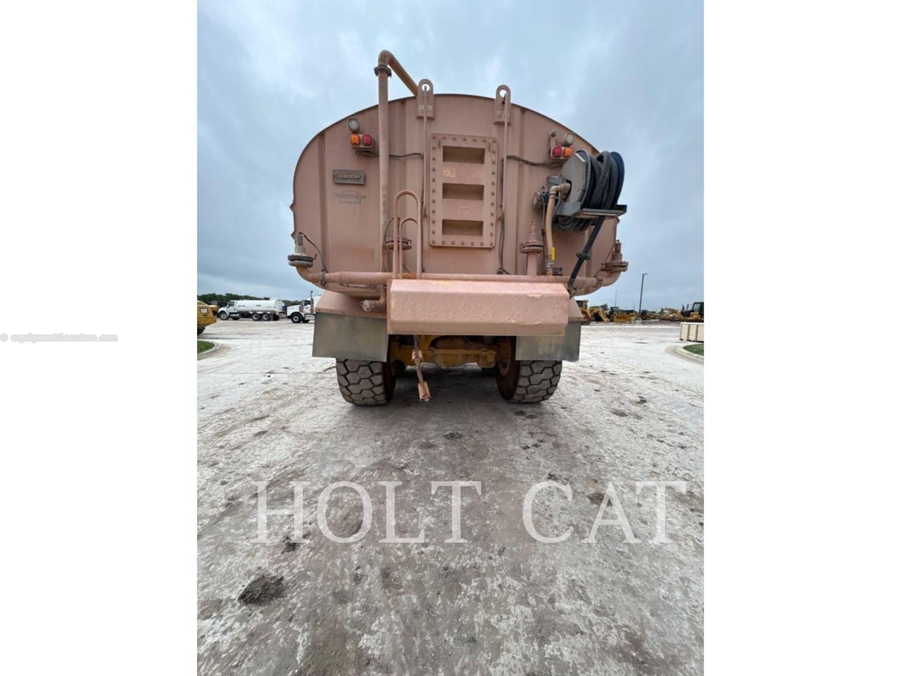 2023 Caterpillar W00 740GC Image 4