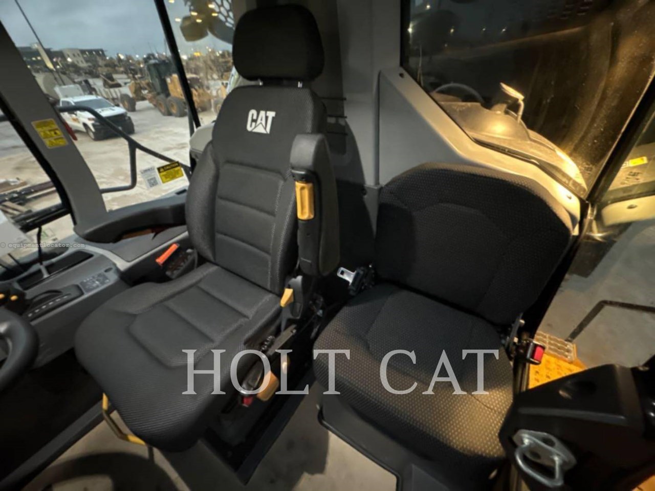 2023 Caterpillar W00 740GC Image 6