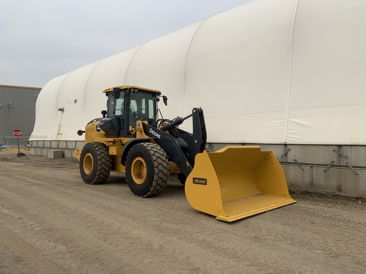 2023 John Deere 544 P Image 2